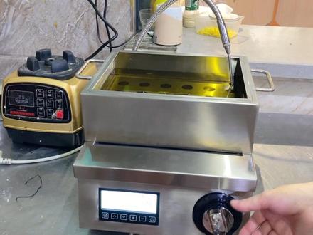 炒肉丝油几成热 1b4a5442dc9d3df2f8856ccb9b5ad6bb~tplv-dy-resize-origshort-autoq-75:330.jpeg?biz_tag=pcweb_cover&from=3213915784&s=PackSourceEnum_AWEME_DETAIL&sc=cover&se=false&x-expires=2008396800&x-signature=OBiserEZlAUUTpgvp6lR%2BwQuozM%3D