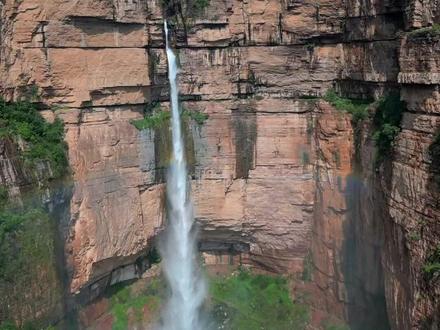 免费电影推荐2024 41c6e7ee8cc5013aeffda8237407086f~tplv-dy-resize-origshort-autoq-75:330.jpeg?biz_tag=pcweb_cover&from=3213915784&s=PackSourceEnum_AWEME_DETAIL&sc=cover&se=false&x-expires=2008623600&x-signature=erq9%2BenGhKum5EHlQNPxtoG%2F9mc%3D