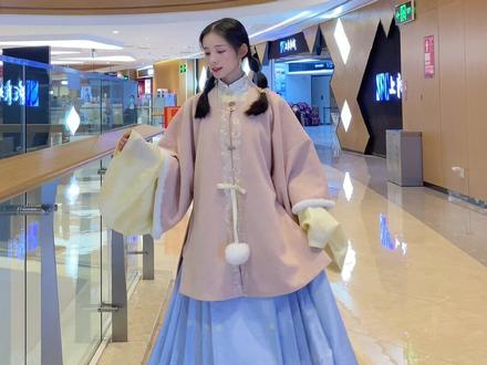 大家都用什么铃声 6f8a8029af3fe07ddcb877d745c7d935~tplv-dy-resize-origshort-autoq-75:330.jpeg?biz_tag=pcweb_cover&from=3213915784&s=PackSourceEnum_AWEME_DETAIL&sc=cover&se=false&x-expires=2006254800&x-signature=jnkrH22czNKnlPbsnTvgAZbJ4cw%3D