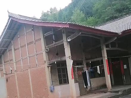 收割机收稻谷 d85886b58e3e8adb3cee8b88a3e7c965~tplv-dy-resize-origshort-autoq-75:330.jpeg?biz_tag=pcweb_cover&from=3213915784&s=PackSourceEnum_AWEME_DETAIL&sc=cover&se=false&x-expires=2011158000&x-signature=HjmjtlrU0JERQ%2BvpczwGqC7Rw6w%3D