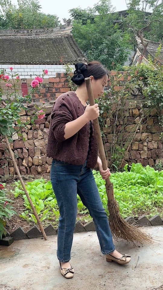 b56952b4e34147f5b71c2e9a0417e460_1696309867?from=876277922&x-expires=2013408000&x-signature=Ss%2Bz9z3ADQVYd59CRQx05SXoQ3o%3D