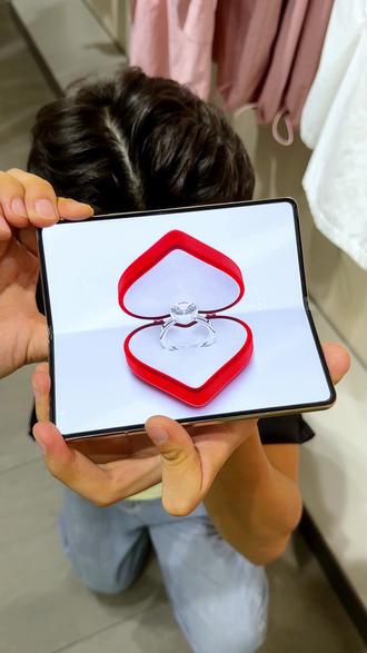 蜜蜂惊喜社直播预告54 1ef154ecf6c146af94300af943b9e9a3_1692970789~tplv-dy-resize-origshort-autoq-75:330.jpeg?biz_tag=pcweb_cover&from=3213915784&s=PackSourceEnum_AWEME_DETAIL&sc=cover&se=false&x-expires=2008440000&x-signature=ZVjChqX7OZT%2BO5BKKZcA4WD5qp0%3D