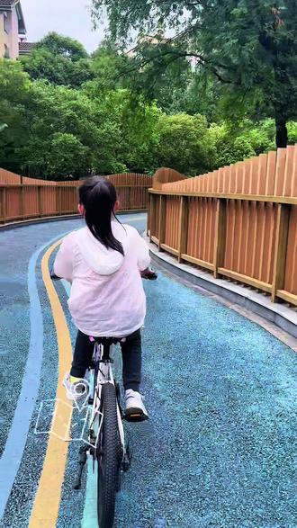 搭建小程序平台有哪些 506e4987e5ec43eda9a556f805198357_1695624913~tplv-dy-resize-origshort-autoq-75:330.jpeg?biz_tag=pcweb_cover&from=3213915784&s=PackSourceEnum_AWEME_DETAIL&sc=cover&se=false&x-expires=2011928400&x-signature=Jr9SUB2yVzQ1iLfuERZWB%2FpQhKY%3D