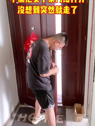 抖音作品怎么发到快手上 590b3c29b3094b00ac48fc28887dad35~tplv-dy-cropcenter:323:430.jpeg?x-expires=1973152800&x-signature=aLVzrygEfs%2ByLZ9vDC7uxNV9XXY%3D&from=4257465056&s=PackSourceEnum_PUBLISH&se=true&sh=323_430&sc=cover&biz_tag=pcweb_cover&l=021657796230608fdbddc0200ff2f010a96c0910000002ec77bd7