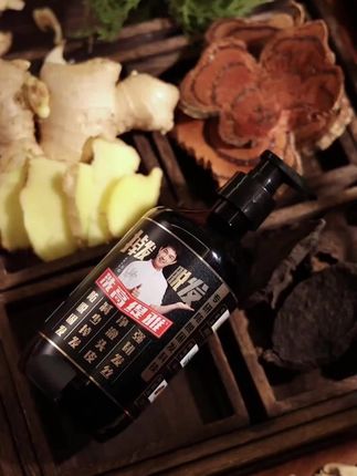 好用的洗发水排行榜推荐 7afdb06b0f44421684911b1b03838e36~tplv-dy-cropcenter:323:430.jpeg?biz_tag=pcweb_cover&from=3213915784&s=PackSourceEnum_PUBLISH&sc=cover&se=true&sh=323_430&x-expires=1981836000&x-signature=hz8Fx6%2ByZfKuQEhjHJnYdFGfzKs%3D