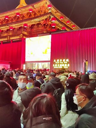 蜜蜂几月取糖 b3f1567d360c4eb19ae772638f12594c_1674659676~tplv-dy-cropcenter:323:430.jpeg?biz_tag=pcweb_cover&from=3213915784&s=PackSourceEnum_PUBLISH&sc=cover&se=true&sh=323_430&x-expires=1998316800&x-signature=6Rl8wq4Tgzs4xR6O88aSNGwrUw4%3D