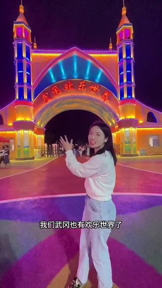 妙手仁心全集免费完整版 bf74ce5e8cdf41fdb6580a1ea5b1e61d_1695510765~tplv-dy-resize-origshort-autoq-75:330.jpeg?biz_tag=pcweb_cover&from=3213915784&s=PackSourceEnum_AWEME_DETAIL&sc=cover&se=false&x-expires=2011276800&x-signature=E0lcOAwCOHoHw2mIgYN1%2BXxPSxY%3D