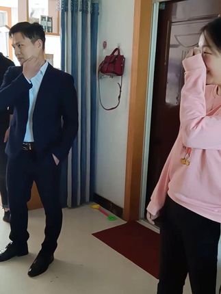 现在怎么办 db206ee7ebd0456cb06e48477efcae6e_1604892052~tplv-dy-cropcenter:323:430.jpeg?biz_tag=pcweb_cover&from=3213915784&s=PackSourceEnum_PUBLISH&sc=cover&se=true&sh=323_430&x-expires=1987297200&x-signature=B4nA3I6lkS5FhN0TfelsasaQ%2Bqk%3D