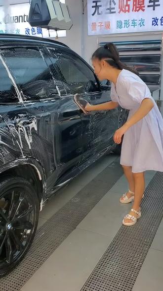 激光炮车灯 推荐 o03CQgbDBmQb8qikAIKg9Lt8VbfyDeADAncBgI~tplv-dy-resize-origshort-autoq-75:330.jpeg?biz_tag=pcweb_cover&from=3213915784&s=PackSourceEnum_AWEME_DETAIL&sc=cover&se=false&x-expires=2010902400&x-signature=XhPNQTStzg1R10i83wIqY1ucNf0%3D