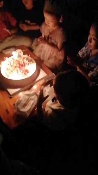 怎样上网课认真 o0LHG4Pp7BBfDg4kgYHQmrCAuB2A3XfTGK2If4~tplv-dy-resize-origshort-autoq-75:330.jpeg?biz_tag=pcweb_cover&from=3213915784&s=PackSourceEnum_AWEME_DETAIL&sc=cover&se=false&x-expires=2011726800&x-signature=IGjwCTfk4RKcbbmlr8wMzyeB7oc%3D