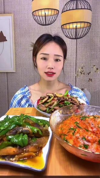 炒肉丝怎么炒才嫩又滑 o0XQPZgitAEHCtgJBzeyWoBcGhANfAowZApI7G~tplv-dy-resize-origshort-autoq-75:330.jpeg?biz_tag=pcweb_cover&from=3213915784&s=PackSourceEnum_AWEME_DETAIL&sc=cover&se=false&x-expires=2010920400&x-signature=9x%2ByvgUIJ3jbAcEzECwvpn%2BT510%3D