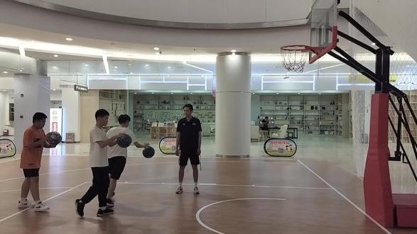 鲨鱼裤和瑜伽裤区别哪个好穿 o48vHYfEnQhO2LZ4ApeDN097oBbKlLAIDhgFAJ~tplv-dy-resize-origshort-autoq-75:330.jpeg?biz_tag=pcweb_cover&from=3213915784&s=PackSourceEnum_AWEME_DETAIL&sc=cover&se=false&x-expires=2012403600&x-signature=KNiIZkSrNXe5VuGejpOz2YXh7rI%3D