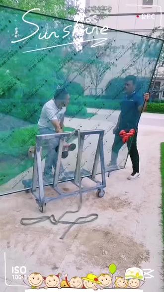 蜜蜂的特点简单描述 oAI9MAh0T24LuDDKASfQsTgEzNAHfAAL7Bil6I~tplv-dy-resize-origshort-autoq-75:330.jpeg?biz_tag=pcweb_cover&from=3213915784&s=PackSourceEnum_AWEME_DETAIL&sc=cover&se=false&x-expires=2011010400&x-signature=4N1gRm1N1%2FvToW2PFhjXuR2ghlw%3D