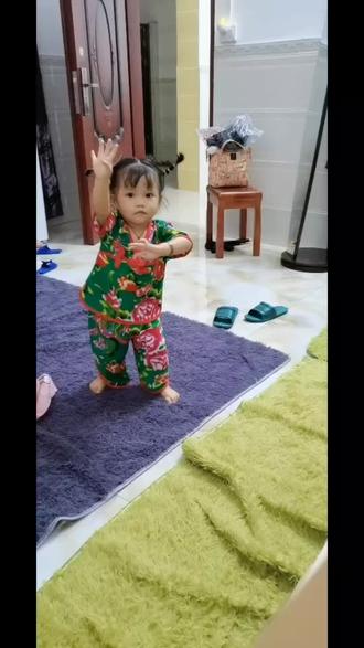 如何上热门 话题技巧 oAfDzQCyj6lAkhwOkQDbB8IA9AanhglCfIbkIR~tplv-dy-resize-origshort-autoq-75:330.jpeg?biz_tag=pcweb_cover&from=3213915784&s=PackSourceEnum_AWEME_DETAIL&sc=cover&se=false&x-expires=2012241600&x-signature=9%2B2BhLBQBGi5PFEoZzUXUPXCcEQ%3D