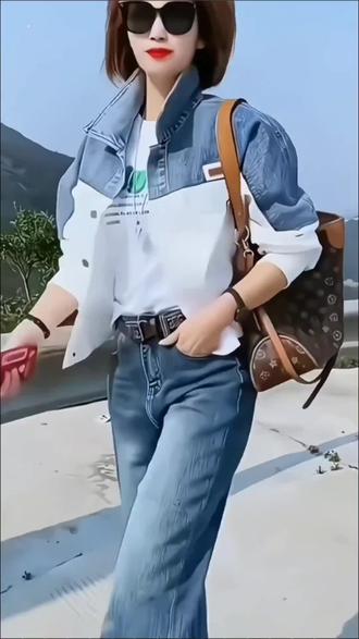 有哪些好看的书包女生 oE07V4DPKTcijiExBOheCfAInbAbeBCoBCrJgQ~tplv-dy-resize-origshort-autoq-75:330.jpeg?biz_tag=pcweb_cover&from=3213915784&s=PackSourceEnum_AWEME_DETAIL&sc=cover&se=false&x-expires=2010769200&x-signature=ml8POiWcbaAAA8YMZswFt%2F1bFCY%3D
