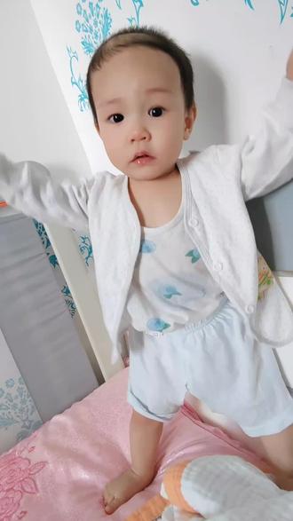 不敢接老师电话 oEV2VRgIhczAeD2f3bBKrk6TIMoA9ABxEvm6tX~tplv-dy-resize-origshort-autoq-75:330.jpeg?biz_tag=pcweb_cover&from=3213915784&s=PackSourceEnum_AWEME_DETAIL&sc=cover&se=false&x-expires=2009307600&x-signature=pPBeEtzMpPjbjbaoP8ZI1Pyv%2BxE%3D