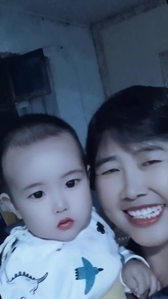 改变自己改变孩子 oIoo81NAeIKA2C4tB0EAmjzyiCFfhAcCBgOORl~tplv-dy-resize-origshort-autoq-75:330.jpeg?biz_tag=pcweb_cover&from=3213915784&s=PackSourceEnum_AWEME_DETAIL&sc=cover&se=false&x-expires=2012504400&x-signature=ax33dS8fzftLb010GRurIYc39SA%3D