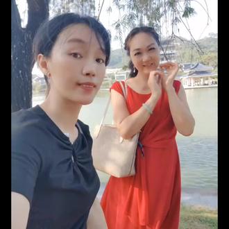 “高考钉子户”梁实成绩 oMiAeYJMAeIBS3GK7eCCBlpI6HQuIB45iY4O2P~tplv-dy-resize-origshort-autoq-75:330.jpeg?biz_tag=pcweb_cover&from=3213915784&s=PackSourceEnum_AWEME_DETAIL&sc=cover&se=false&x-expires=2012392800&x-signature=DVw36IQXcg%2BO1npZ0nTOJEGKIjM%3D