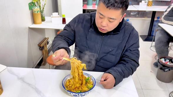 邳州最牛村支书 osAADQRpDWyItB2dBazJKIxSC1Nehmfg0yYAxv~tplv-dy-resize-origshort-autoq-75:330.jpeg?biz_tag=pcweb_cover&from=3213915784&s=PackSourceEnum_CHALLENGE_AWEME&sc=cover&se=false&x-expires=2022710400&x-signature=iOgc%2BixYzq9oJyZI0sVTpKxH2TQ%3D