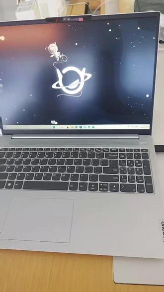 苹果ipadpro2021款 owLAjZy4Bze8hjbAf2AckEIzGgbCg3XBV8NpQP~tplv-dy-resize-origshort-autoq-75:330.jpeg?biz_tag=pcweb_cover&from=3213915784&s=PackSourceEnum_AWEME_DETAIL&sc=cover&se=false&x-expires=2012104800&x-signature=q2IMPIhYaQaHTqq91xxbfH3hKDE%3D