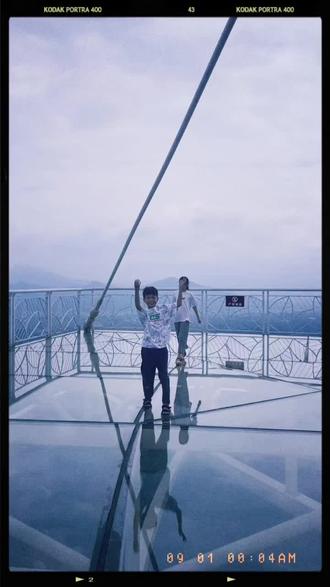 蜜蜂几月取蜜 owwkP7zgyAjJA9KJgEfieuNzOtcVDoFhAABrwI~tplv-dy-resize-origshort-autoq-75:330.jpeg?biz_tag=pcweb_cover&from=3213915784&s=PackSourceEnum_AWEME_DETAIL&sc=cover&se=false&x-expires=2008933200&x-signature=CZKBoGc5f5ruz9gjTzXxYP79H48%3D