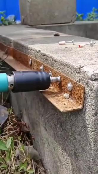 厨房墙壁清洁油污神器 o0UgPw9ZAcoDfLClNsEBAunPDhIUEAfbhs9Gtz~tplv-dy-resize-origshort-autoq-75:330.jpeg?biz_tag=pcweb_cover&from=3213915784&s=PackSourceEnum_AWEME_DETAIL&sc=cover&se=false&x-expires=2011777200&x-signature=MScQJn9XQ12KxW6AsPW9Iz2J1FY%3D