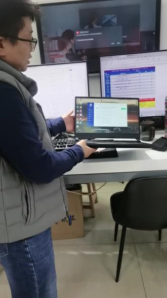 笔记本电脑怎么看配置有没有替换 oEe7lbElFCQWAssFDIolYNvBDesbQDvo00cgIn~tplv-dy-resize-origshort-autoq-75:330.jpeg?biz_tag=pcweb_cover&from=3213915784&s=PackSourceEnum_AWEME_DETAIL&sc=cover&se=false&x-expires=2012202000&x-signature=7Ubh7zD6nd385rVNlsQy3agOvwo%3D