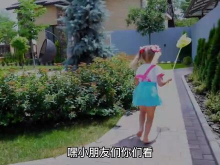 蜜蜂的声音是怎么来的 0e8bdef1b146f0b86a755cbf5500f46a~tplv-dy-resize-origshort-autoq-75:330.jpeg?x-expires=1995433200&x-signature=vXdc2o4o6YlEXwHShrE%2BPZjbUzI%3D&from=3213915784&s=PackSourceEnum_AWEME_DETAIL&se=false&sc=cover&biz_tag=pcweb_cover&l=20230329152002E8FD313BBC7A950284A6