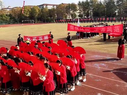 布谷鸟原版完整版 13eceb5510ee7f083633412d0b441f5f~tplv-dy-resize-origshort-autoq-75:330.jpeg?x-expires=2001607200&x-signature=eJWUGIzl9xtX1MEw60URLM0wdj4%3D&from=3213915784&s=PackSourceEnum_AWEME_DETAIL&se=false&sc=cover&biz_tag=pcweb_cover&l=2023060902004547ED79AEF20E3C62B513