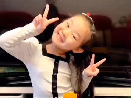 拍拍肩膀小游戏 2738e0d9b5f4de1d10cdd59f640a545b~tplv-dy-resize-origshort-autoq-75:330.jpeg?x-expires=2002996800&x-signature=sot6GRQhuMUZfrPL7pIYwknYBug%3D&from=3213915784&s=PackSourceEnum_AWEME_DETAIL&se=false&sc=cover&biz_tag=pcweb_cover&l=20230625042756610516361180CDECE3E1