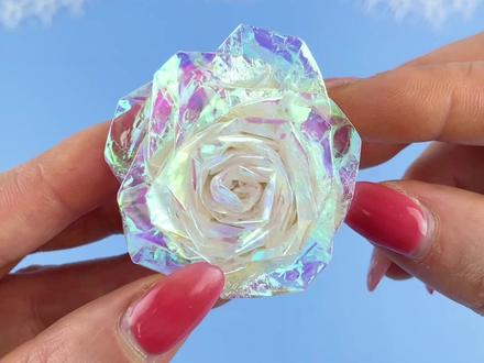 用糖96果纸折一朵玫瑰花95送给妈妈!祝天下的女神 - 抖音