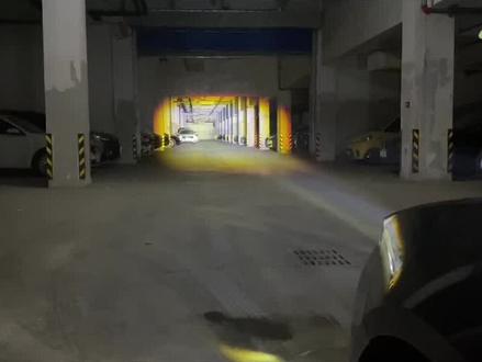 激光炮车灯图片 43e871518e6e7d957bdcd554e09c64ea~tplv-dy-resize-origshort-autoq-75:330.jpeg?x-expires=1998705600&x-signature=bzBw99DKxBizuzk2kfBSv72Hnb0%3D&from=3213915784&s=PackSourceEnum_AWEME_DETAIL&se=false&sc=cover&biz_tag=pcweb_cover&l=20230506125014463BD239B5EC130C4262