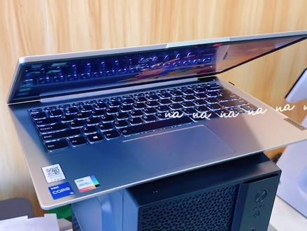 怎样上网课玩游戏 663c0493b1d1b7b9ee8b2e905cae34b3~tplv-dy-resize-origshort-autoq-75:330.jpeg?x-expires=1990033200&x-signature=0ZfV2Ei8aWVgck9SQ86NyiHpmnM%3D&from=3213915784&s=PackSourceEnum_AWEME_DETAIL&se=false&sc=cover&biz_tag=pcweb_cover&l=2023012603295426CCA2A17AC402E9378D