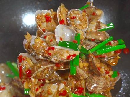 炒肉丝正确的做法 7d0a85b33ad3db77e2b50d1dbb9b993c~tplv-dy-resize-origshort-autoq-75:330.jpeg?x-expires=2007370800&x-signature=Vs9x2gySpmKUjDwG2zj01GpIzTk%3D&from=3213915784&s=PackSourceEnum_AWEME_DETAIL&se=false&sc=cover&biz_tag=pcweb_cover&l=20230814190348B0F843F80D8F280B4E8F