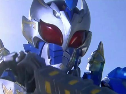 风鹰的做好了#铠甲勇士变身 #风鹰铠甲 @飞天小帅帅 @DOU+小助手