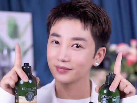 好用的洗发水排行 881a6892ba95b2e970fc0e7900af3142~tplv-dy-resize-origshort-autoq-75:330.jpeg?x-expires=1993802400&x-signature=eB6boTS2Wi2oHvYwlVkU4bT5kFw%3D&from=3213915784&s=PackSourceEnum_AWEME_DETAIL&se=false&sc=cover&biz_tag=pcweb_cover&l=202303101817520924D95E98EA3C04380D