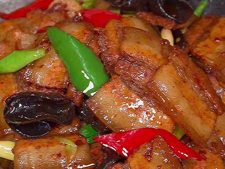 炒肉丝怎么做视频 9d4dd789abd627ccb0ea7312e527c407~tplv-dy-resize-origshort-autoq-75:330.jpeg?x-expires=1992999600&x-signature=IeYMHgaR9fnBXQTgebyGURIY%2F%2F8%3D&from=3213915784&s=PackSourceEnum_AWEME_DETAIL&se=false&sc=cover&biz_tag=pcweb_cover&l=20230301115408F3ACB223CD5581064D5B