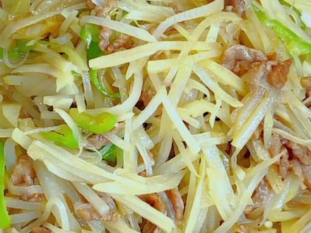 炒肉丝正宗做法 a63d92f31bc625a9ef75ba6fd405ba1f~tplv-dy-resize-origshort-autoq-75:330.jpeg?x-expires=2016234000&x-signature=t%2FKeu2MS31vRpCxyPrVSDdwwNmQ%3D&from=3213915784&s=PackSourceEnum_AWEME_DETAIL&se=false&sc=cover&biz_tag=pcweb_cover&l=20231125094214119A0E6A43E64C51DD9B