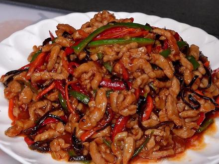 鱼香肉丝家常做法料汁正宗川菜 b3d72056743829b5316f9ac3dc249a96~tplv-dy-resize-origshort-autoq-75:330.jpeg?x-expires=2007925200&x-signature=k1IAdfBDSVCdz0xcb3gHvCHP0GI%3D&from=3213915784&s=PackSourceEnum_AWEME_DETAIL&se=false&sc=cover&biz_tag=pcweb_cover&l=20230821054006B47D6A1FC50708327200