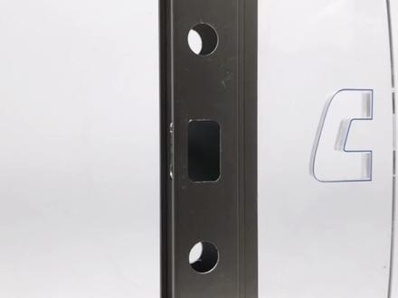 如何给门上锁 b8a99678095037abc85cefbc64871806~tplv-dy-resize-origshort-autoq-75:330.jpeg?x-expires=2007676800&x-signature=v9aDW6iR5g8%2FapnoHoQPDvVJNHI%3D&from=3213915784&s=PackSourceEnum_AWEME_DETAIL&se=false&sc=cover&biz_tag=pcweb_cover&l=2023081808082426BED7FD1C9B3046E556