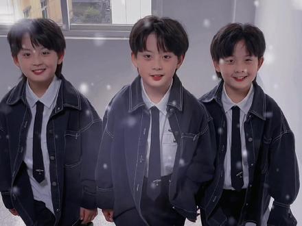 三胞胎天之文:等到周末了,应你们的要求,赶一下末班车#韩剧飘雪变装