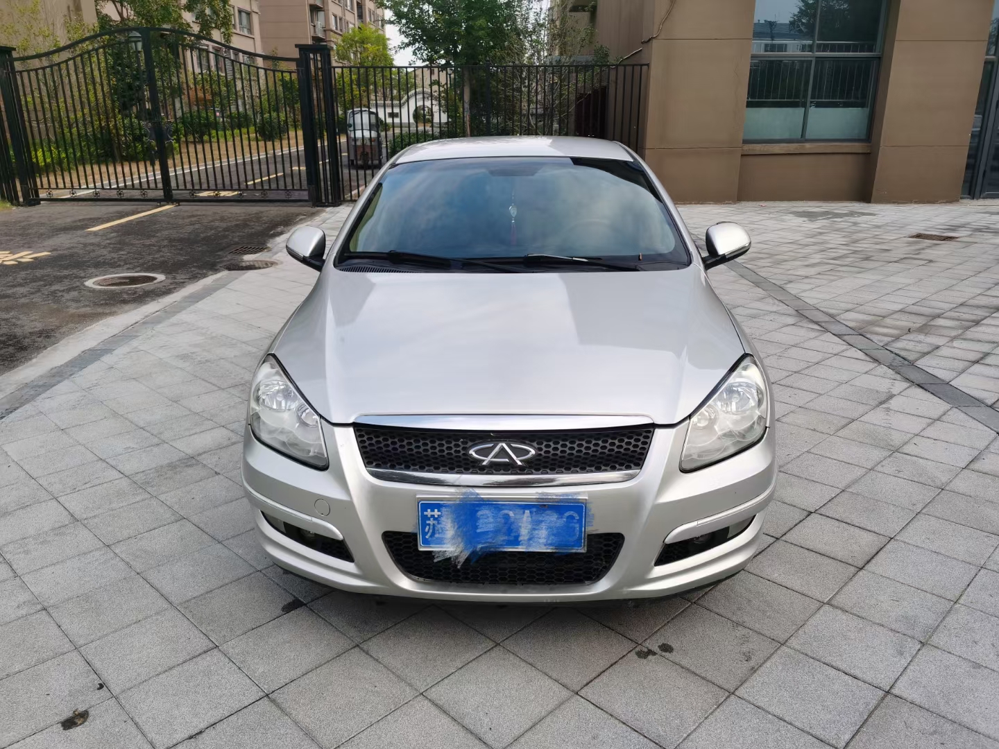 13年奇瑞a3全车原版无事故无换件车况很好,保险审车到下年.