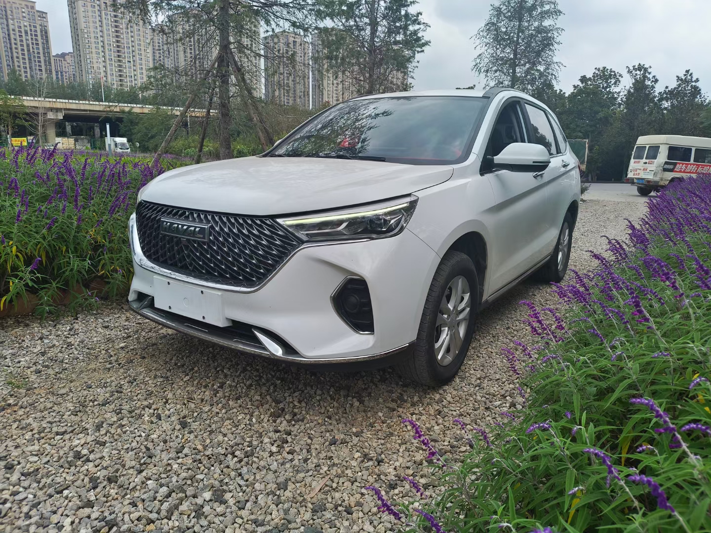 昆明二手车贩子~(诺凯名车):21年哈弗m6plus,1.5t自动挡(有意者私)