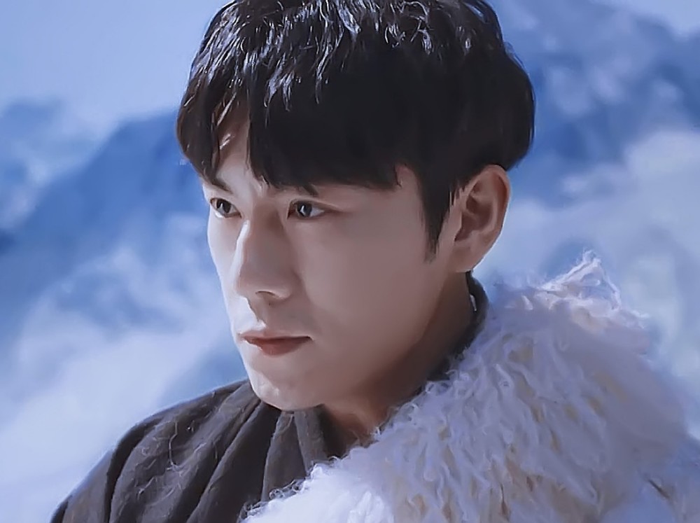 十年啊,让吴邪变成了道上闻风丧胆的吴小佛爷#盗墓笔记 #吴邪 #沙海