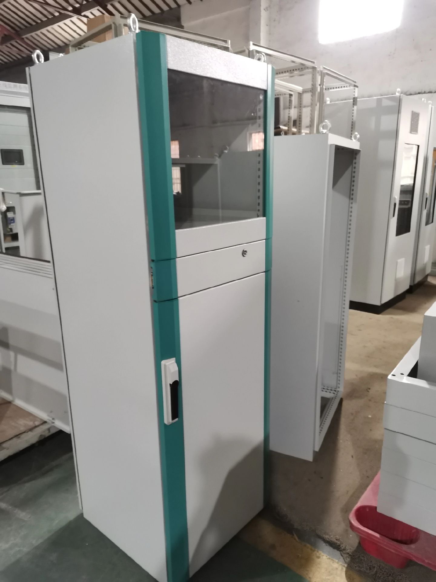 昆山库滋玛电气 仿威图机箱机柜:电脑pc柜,电脑pc柜生产厂家,定制电脑