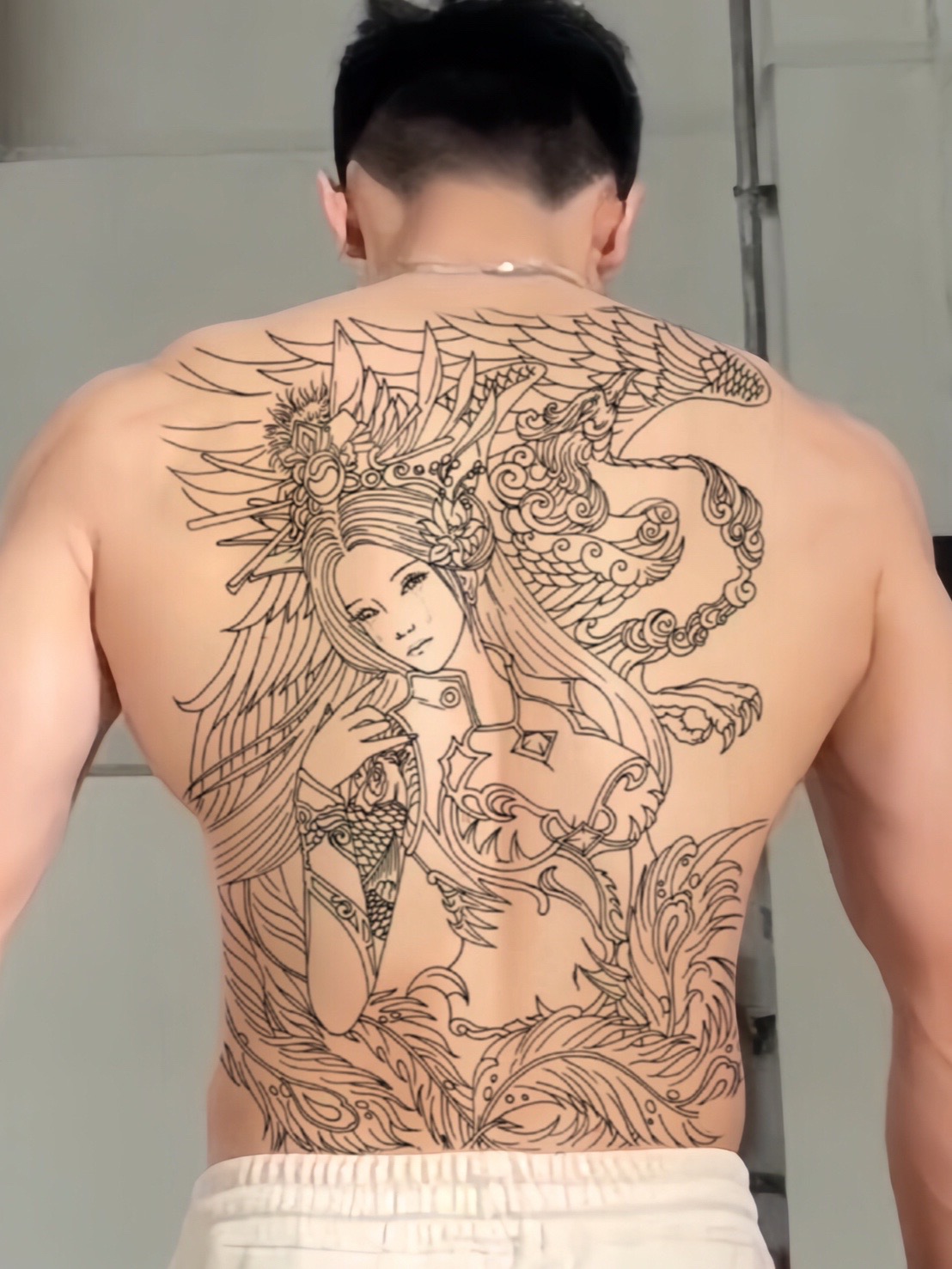 落泪艺伎身上纹,此生不爱任何人#纹身手稿 #满背 #tattoo #落泪艺伎