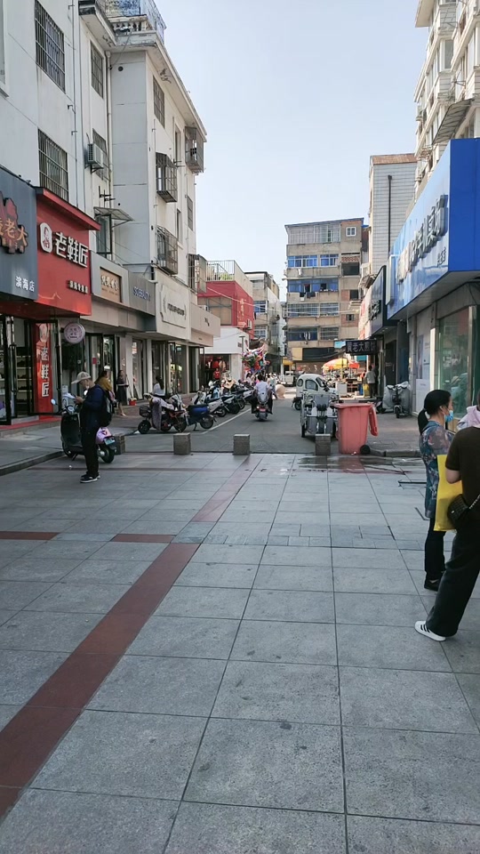 银夏广场男装_银厦广场属于什么街道_银厦广场房价会涨吗 - 抖音