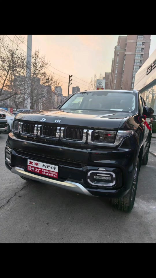 霸道和北京bj60对比 - 抖音