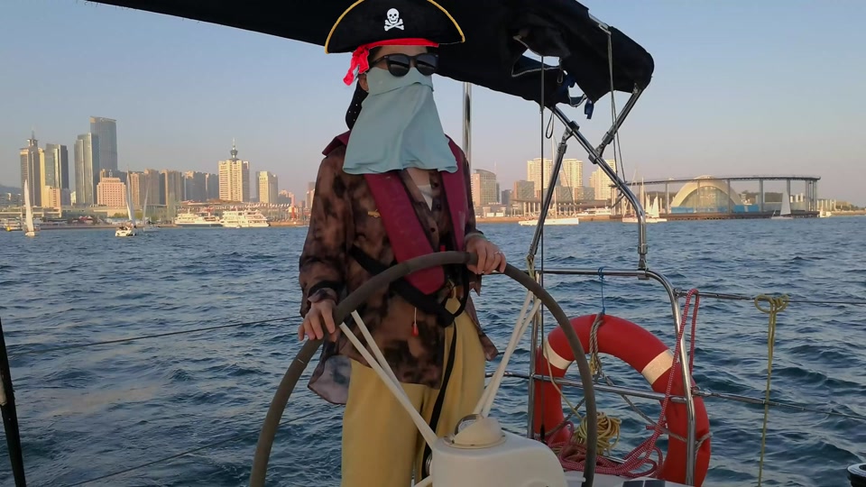 狙击手麦克:海盗船长杰西出击!买一条大船出海多少钱?