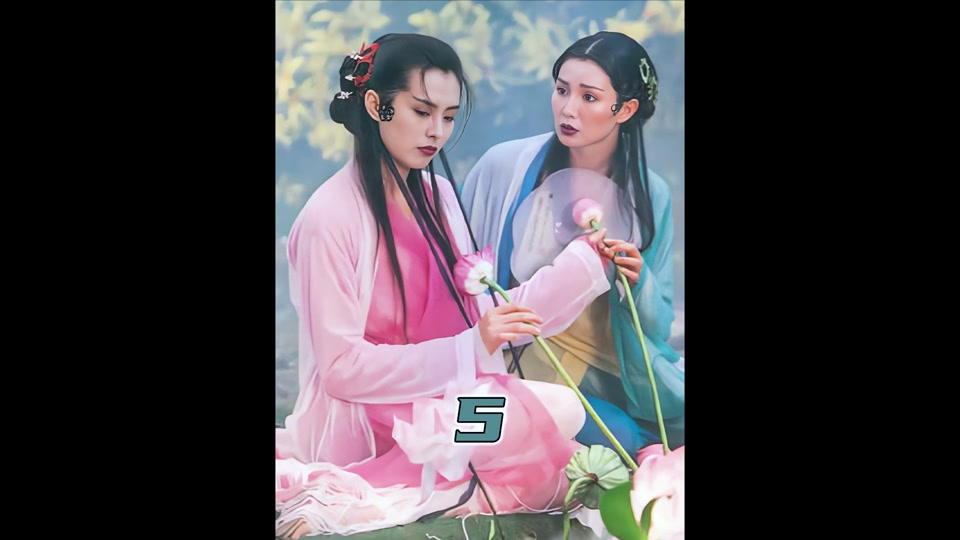 雕虫小技竟敢班门弄斧#影视解说 #好剧推荐 #大威天龙 #赵文卓 #青蛇